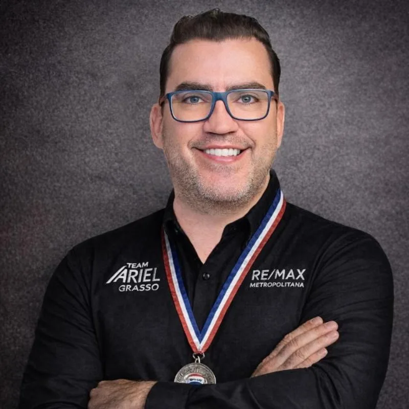 Retrato profesional de Ariel Grasso